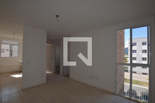 Sala de apartamento para alugar com 2 quartos, 41m² em Campo Grande, Rio de Janeiro