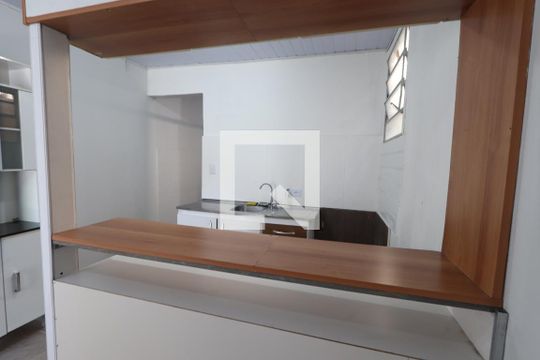 Cozinha de casa para alugar com 1 quarto, 42m² em Parque Santo Antônio, São Paulo