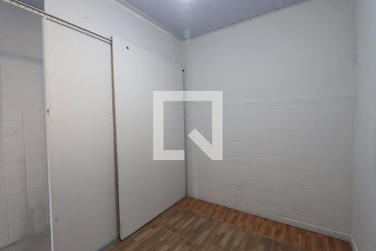 Quarto de casa para alugar com 1 quarto, 42m² em Parque Santo Antônio, São Paulo