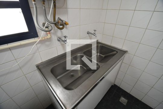 Área de Serviço de apartamento à venda com 4 quartos, 306m² em Cambuí, Campinas