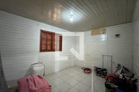 Sala de casa à venda com 3 quartos, 140m² em Feitoria, São Leopoldo