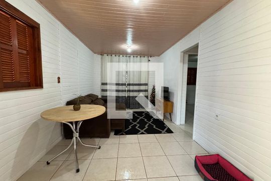 Casa à venda com 3 quartos, 140m² em Feitoria, São Leopoldo