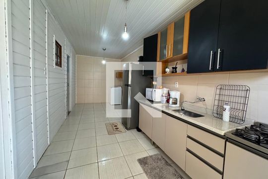 Cozinha de casa à venda com 3 quartos, 140m² em Feitoria, São Leopoldo