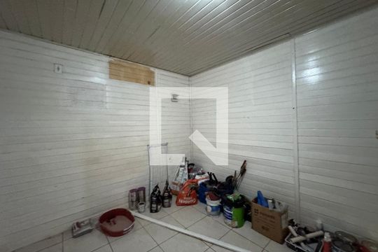 Sala de casa à venda com 3 quartos, 140m² em Feitoria, São Leopoldo
