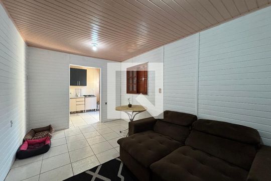 Sala de casa à venda com 3 quartos, 140m² em Feitoria, São Leopoldo
