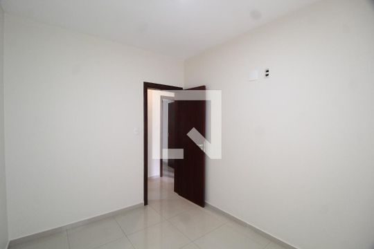 Quarto 1 de apartamento para alugar com 3 quartos, 94m² em Santa Mônica, Uberlândia