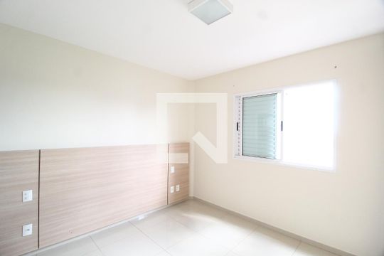 Quarto 3 - Suíte de apartamento para alugar com 3 quartos, 94m² em Santa Mônica, Uberlândia