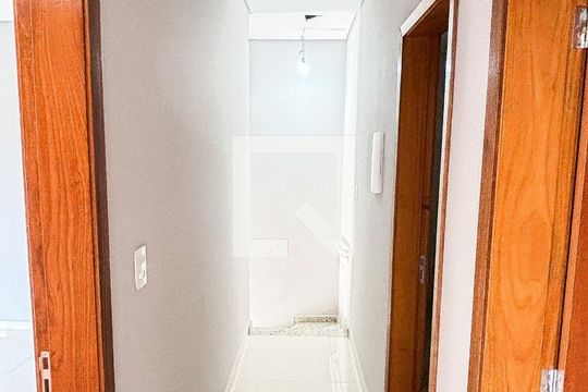 Corredor de casa à venda com 3 quartos, 106m² em Vila Curuçá, Santo André