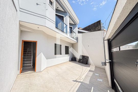 Garagem de casa à venda com 3 quartos, 106m² em Vila Curuçá, Santo André