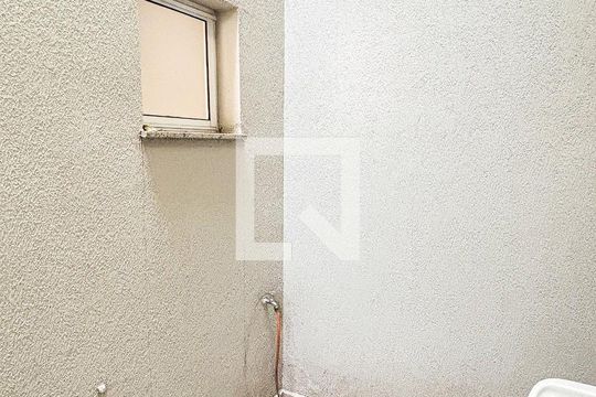 Área de Serviço de casa à venda com 3 quartos, 106m² em Vila Curuçá, Santo André