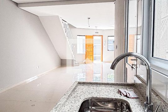 Cozinha de casa à venda com 3 quartos, 126m² em Vila Curuçá, Santo André