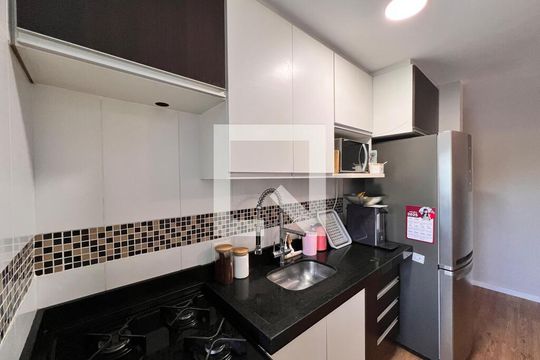 Cozinha e Área de Serviçonha de apartamento à venda com 2 quartos, 48m² em Cidade Satélite Íris, Campinas