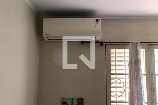 Escritório de casa à venda com 3 quartos, 210m² em Jardim Presidente Wenceslau, Campinas