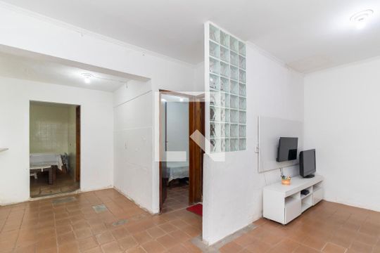 Sala de casa para alugar com 2 quartos, 100m² em Jardim Sao Carlos (zona Leste), São Paulo