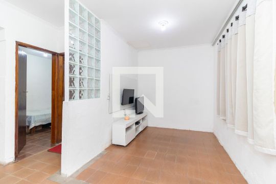 Sala de casa para alugar com 2 quartos, 100m² em Jardim Sao Carlos (zona Leste), São Paulo