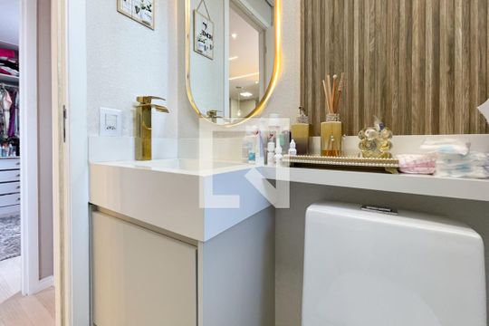 Banheiro Social de apartamento à venda com 2 quartos, 51m² em Paulicéia, São Bernardo do Campo