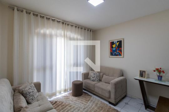 Casa para alugar com 2 quartos, 100m² em Jardim Sao Carlos (zona Leste), São Paulo