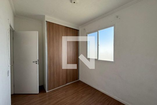 Quarto 1 de apartamento para alugar com 2 quartos, 47m² em Parque Santa Rosa, Suzano