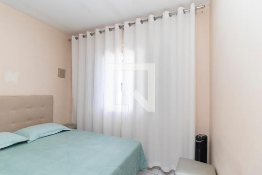Casa 01 -  Quarto 1 de casa para alugar com 4 quartos, 150m² em Jardim Sao Carlos (zona Leste), São Paulo