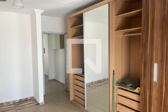 Casa à venda com 4 quartos, 125m² em Rio Pequeno, São Paulo