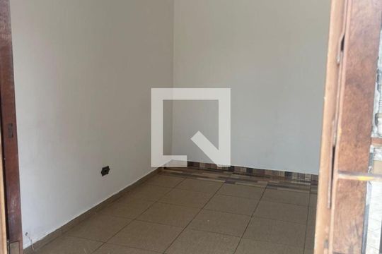 Casa à venda com 4 quartos, 125m² em Rio Pequeno, São Paulo