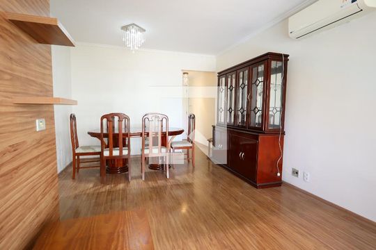 Sala de TV de apartamento à venda com 3 quartos, 74m² em Jardim Colombo, São Paulo