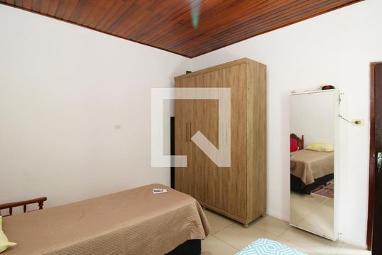 Quarto 1 de casa à venda com 2 quartos, 107m² em Vila Mazzei, São Paulo