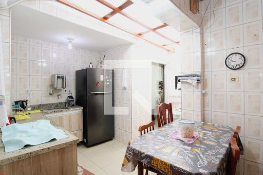Cozinha de casa à venda com 2 quartos, 107m² em Vila Mazzei, São Paulo