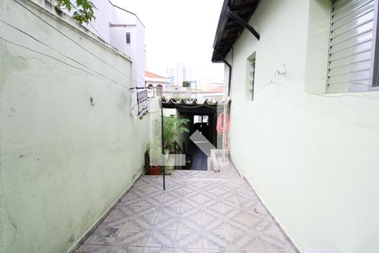 Quintal de casa à venda com 2 quartos, 107m² em Vila Mazzei, São Paulo