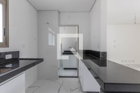 Cozinha de apartamento à venda com 2 quartos, 66m² em Santo Agostinho, Belo Horizonte