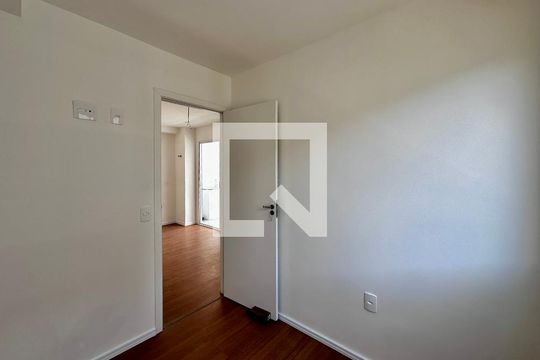 Quarto 1 de apartamento para alugar com 2 quartos, 35m² em Vila das Belezas, São Paulo
