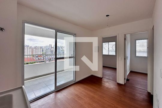 Apartamento para alugar com 2 quartos, 35m² em Vila das Belezas, São Paulo