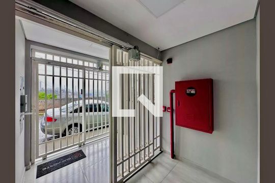 Entrada de apartamento para alugar com 2 quartos, 35m² em Vila das Belezas, São Paulo