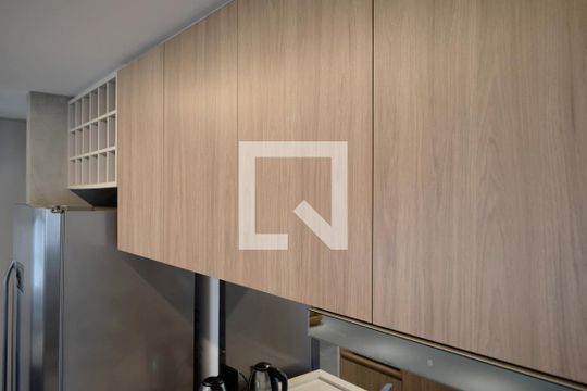 Cozinha de apartamento para alugar com 1 quarto, 70m² em Jardim America, São Paulo