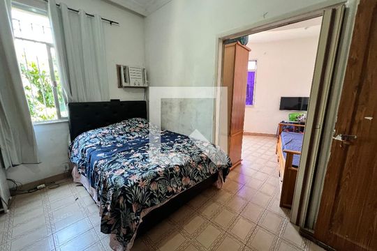 Quarto 01 de apartamento para alugar com 3 quartos, 380m² em Tanque, Rio de Janeiro