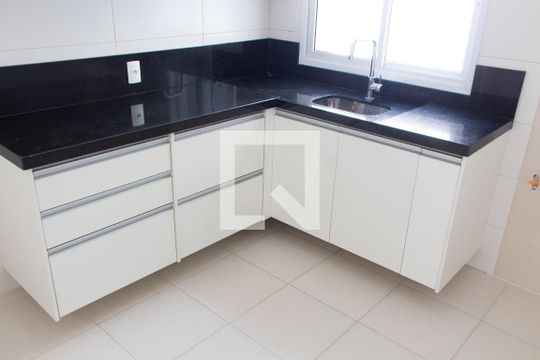 COZINHA de apartamento para alugar com 3 quartos, 134m² em Vila Nova, Campinas