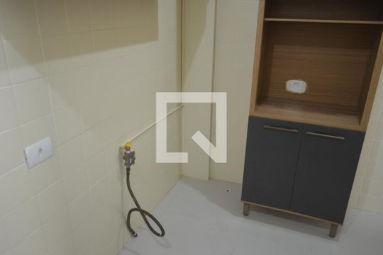Cozinha e Área de Serviço de apartamento para alugar com 2 quartos, 48m² em Tatuapé, São Paulo