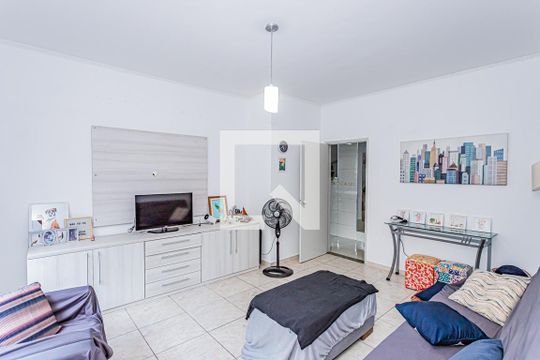 Casa à venda com 3 quartos, 140m² em Jardim Mangalot, São Paulo