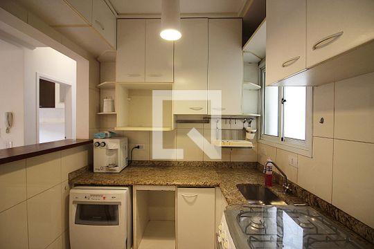 Cozinha de apartamento à venda com 4 quartos, 225m² em Vila Santa Terezinha, São Bernardo do Campo