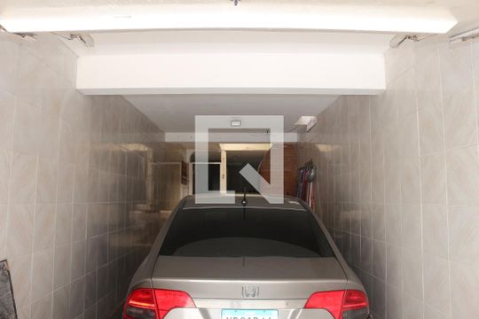 Garagem de casa à venda com 3 quartos, 250m² em Olímpico, São Caetano do Sul