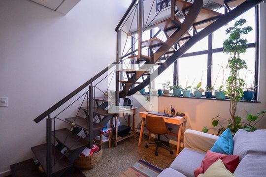 Sala de apartamento à venda com 4 quartos, 165m² em Vila Gumercindo, São Paulo