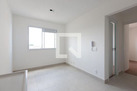 Apartamento para alugar com 2 quartos, 33m² em Vila Nova Curuca, São Paulo