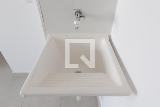 Área de Serviço de apartamento para alugar com 2 quartos, 33m² em Vila Nova Curuca, São Paulo