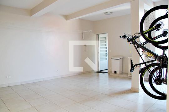 Área de Serviço de casa à venda com 4 quartos, 278m² em Jardim Bela Vista, Guarulhos