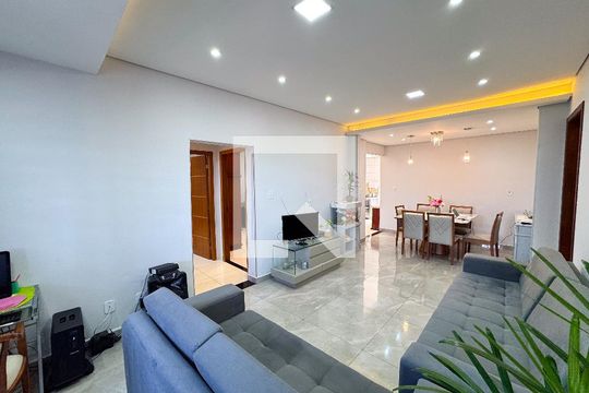 Sala de casa à venda com 3 quartos, 250m² em Diamante (barreiro), Belo Horizonte
