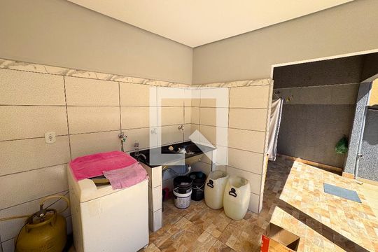 Área de Serviço de casa à venda com 3 quartos, 250m² em Diamante (barreiro), Belo Horizonte