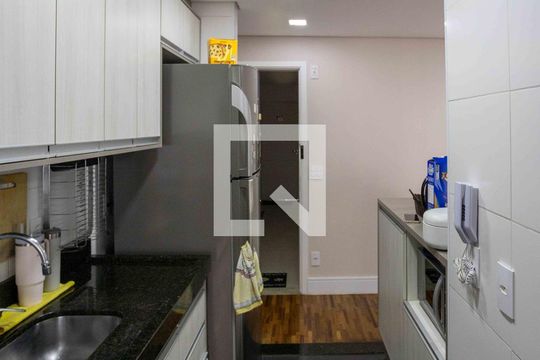 Cozinha de apartamento à venda com 2 quartos, 65m² em Centro, Diadema