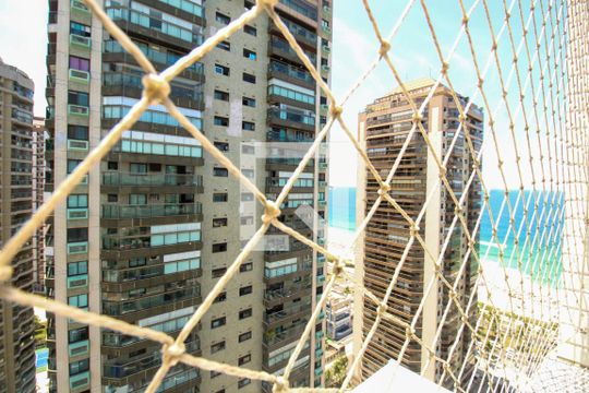 Vista do Quarto 2 de apartamento à venda com 3 quartos, 200m² em Barra da Tijuca, Rio de Janeiro