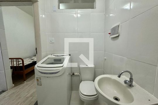 Banheiro de apartamento para alugar com 1 quarto, 55m² em Saúde, Rio de Janeiro