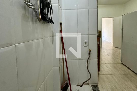Cozinha de apartamento para alugar com 1 quarto, 55m² em Saúde, Rio de Janeiro